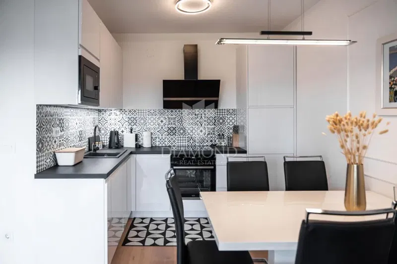 Umag, Luxury apartment in the center – 3