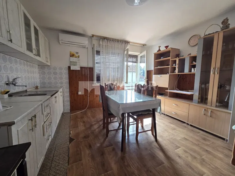 Appartamento Zamet, Rijeka, 120m2 – 2