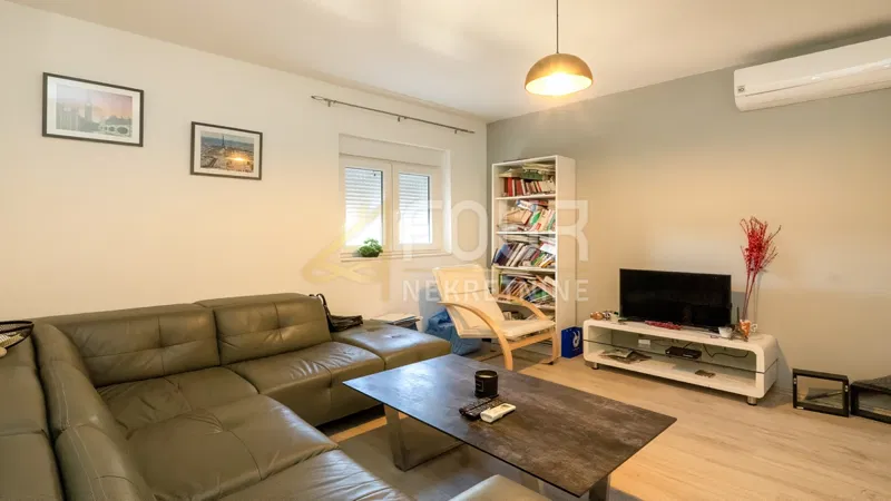 Dom Veli vrh, Pula, 210m2
