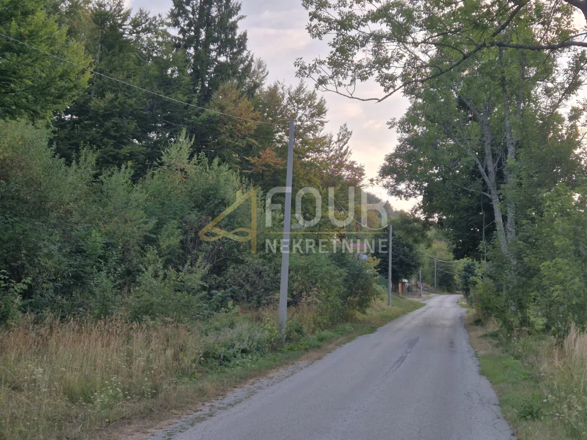 Gorski kotar, Mrkopalj, terreno edificabile 612m2