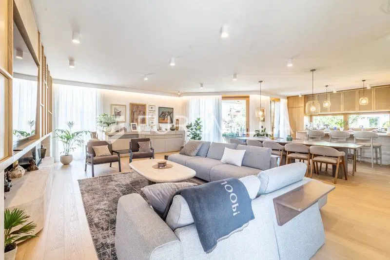 Zagreb, Zelengaj, luxurious two-story, three-room apartment, 259 m², newly built – 2