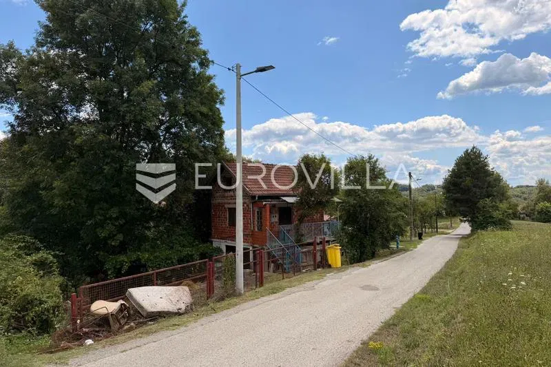 Brezovica, Gornji Trpuci, 50 m² house on a 2,420 m² plot. – 2