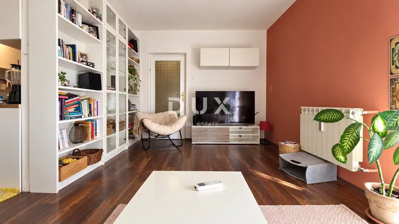 Rijeka, Gornja Vežica, three-bedroom apartment with living room, 73m2 – 2