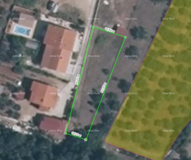Terreno edificabile di 750 m2 a Galižana.