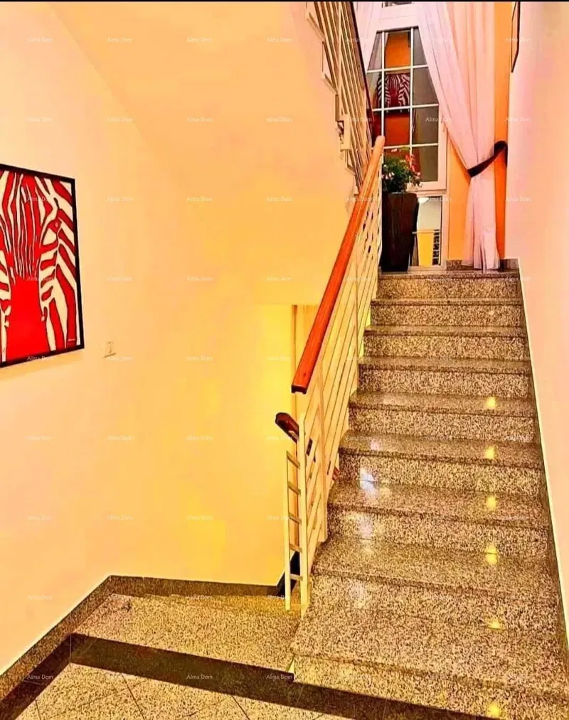 Sale - beautiful family hotel in Fažana - 200 m from the sea! – 2