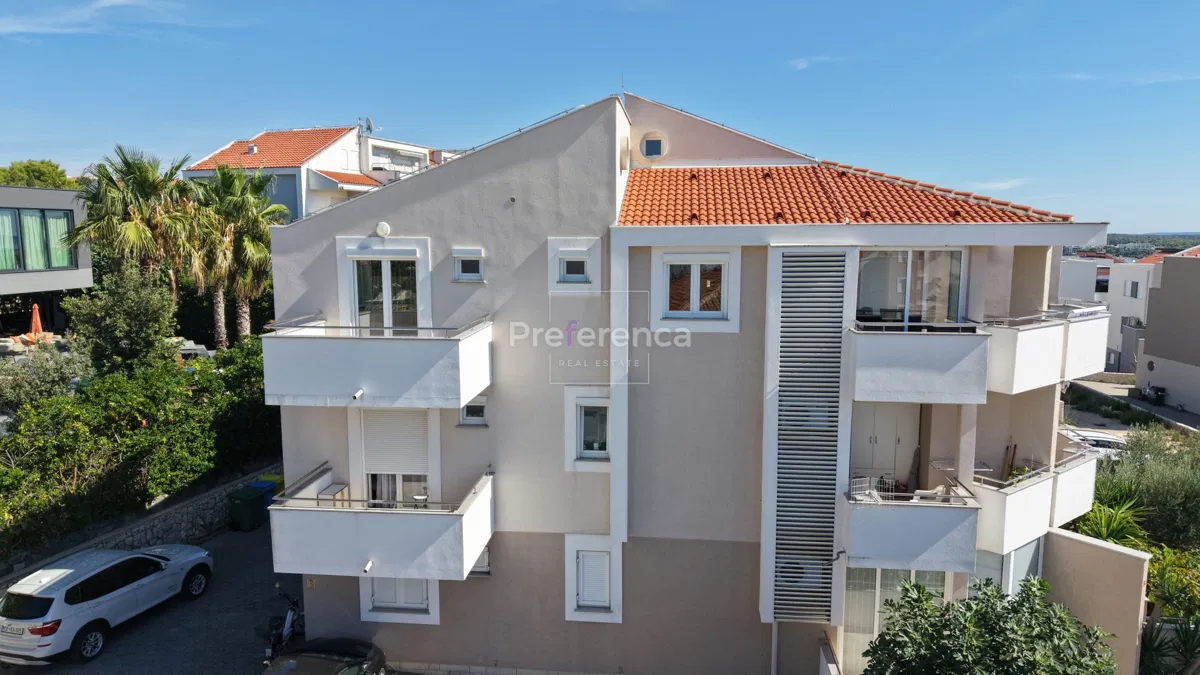 Novalja - Vierzimmerwohnung - Meerblick