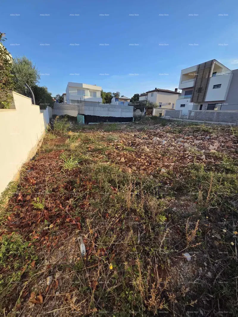 TERRENO EDILIZIO 438 m² CON PERMESSO EDILIZIO – LIŽNJAN – 2