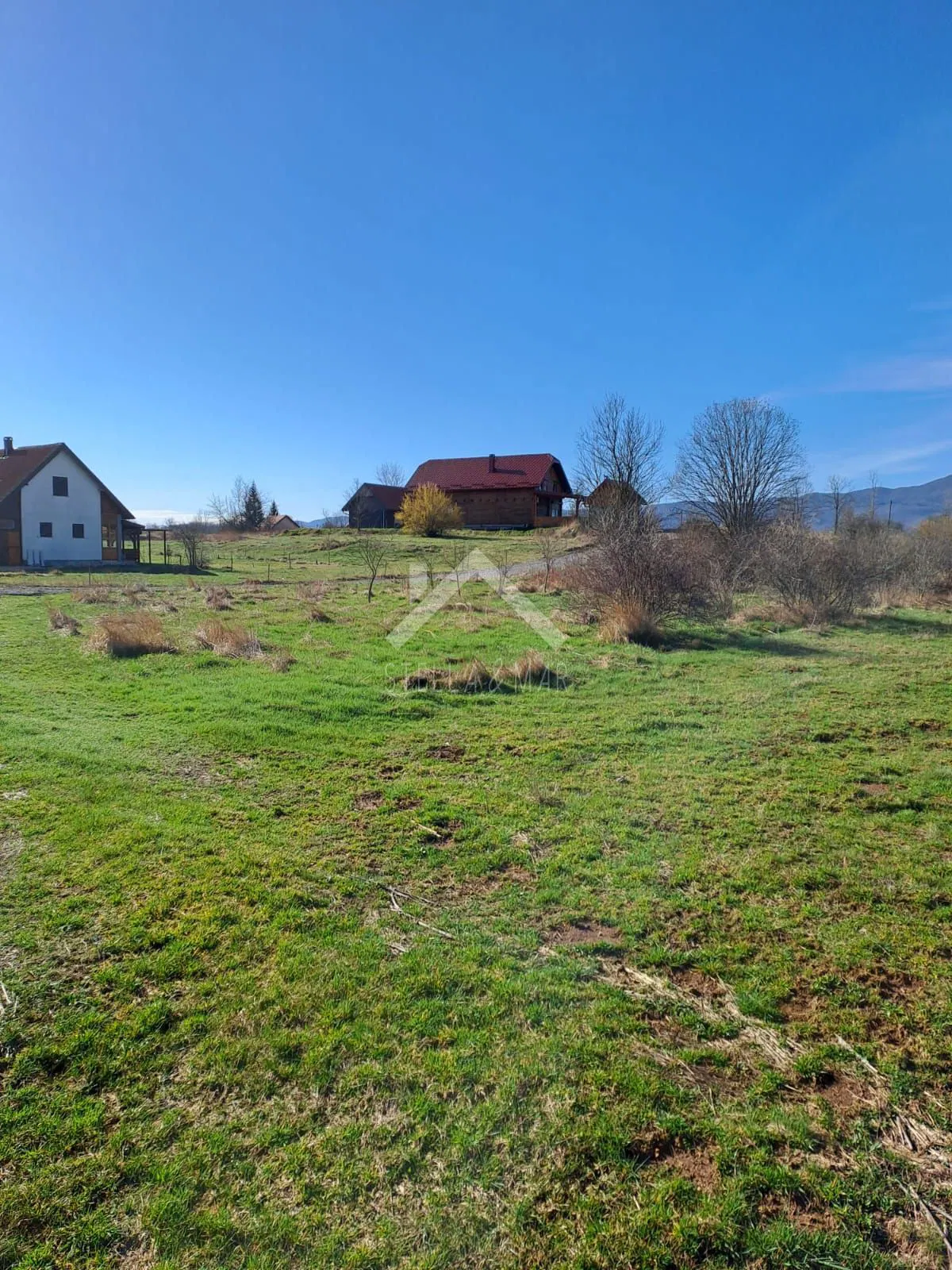 Građevinsko zemljište u blizini Cvituše - Sveti Rok, Lovinac