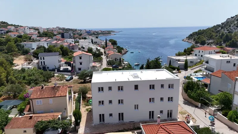 Dvosobni stan - Uvala Stivašnica - Ražanj - prizemlje