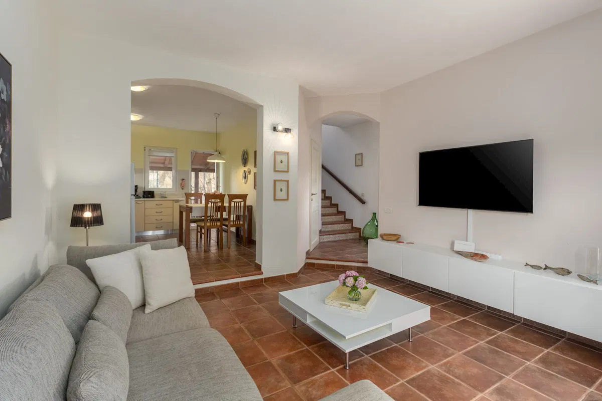 Green Marea – charmantes 4-Sterne-Ferienhaus in Vabriga, 900 Meter vom Meer – Eine besondere Immobilie zu diesem Preis