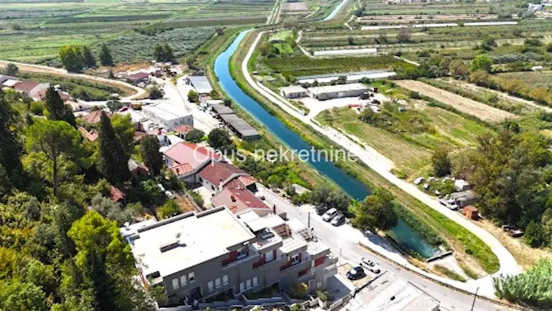 METKOVIC, Potkraj – trosoban stan 101,43 m2