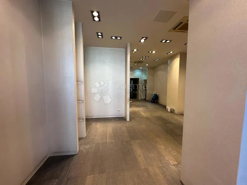 Locale commerciale Donji grad, Donji Grad, 150m2 – 2