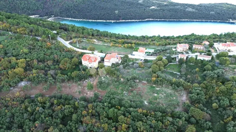 Ziemia rolna Labin, 8.200m2 – 2