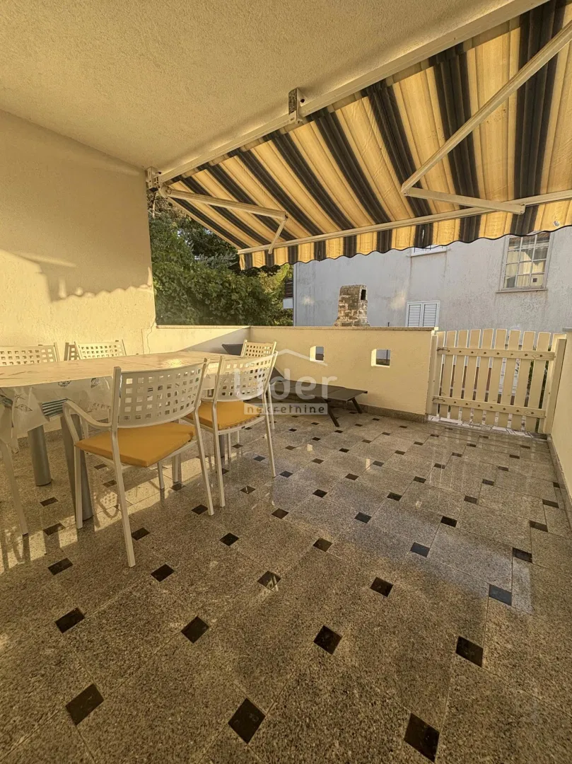 NOVALJA, 2S+DB, 168.000 €, TERASA