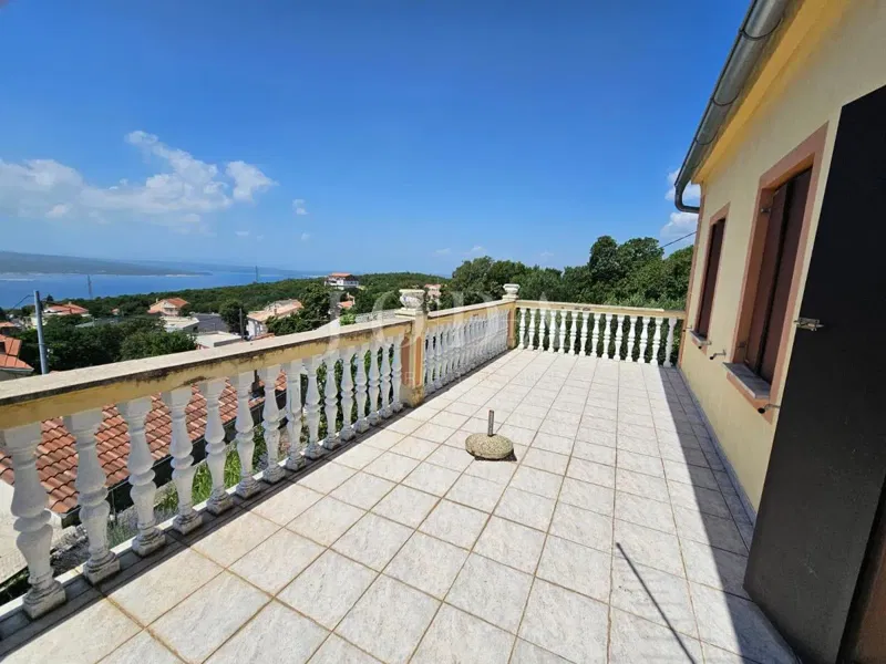 Casa con ampio giardino – 3