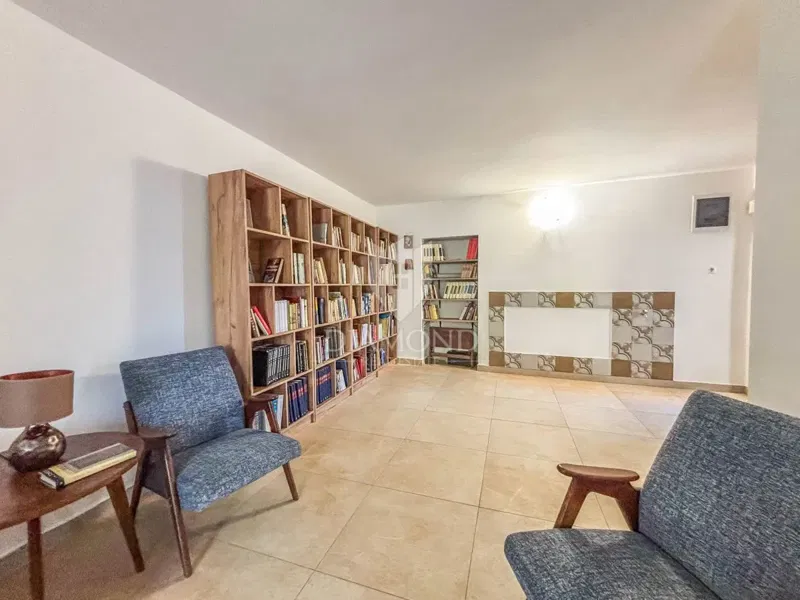 Umag, surroundings, terraced house with big yard! – 2