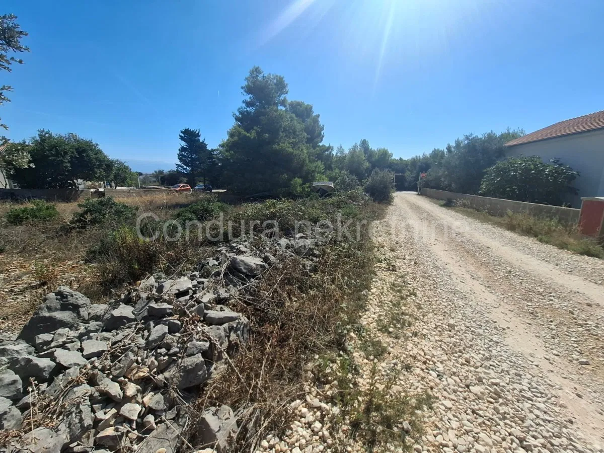 Vir, građevinsko zemljište 1343 m2