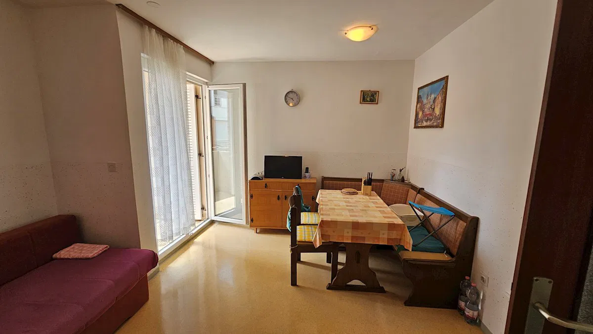 Prilika blizu mora – stan 300 m od plaže, okolica Novigrada