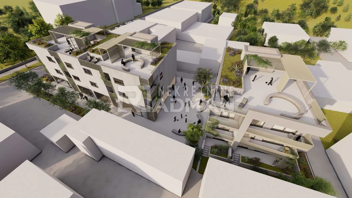 LUKSUZNA NOVOGRADNJA U KAŠTEL STAROM – SAMO 150 m OD MORA