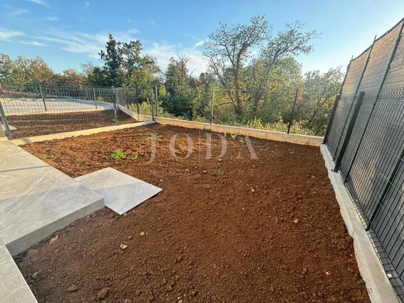 Appartamento su due livelli in un edificio di nuova costruzione a Viškovo, 3 camere da letto e soggiorno – 3