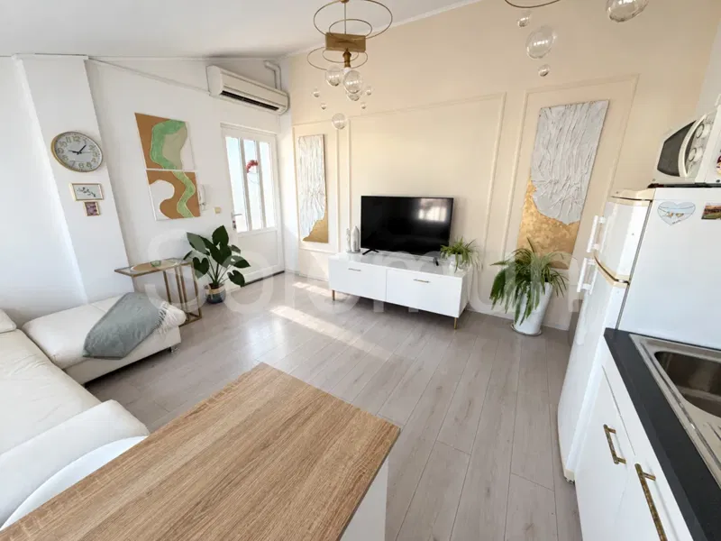Rovinj, okolica - predivan stan s parkirnim mjestom