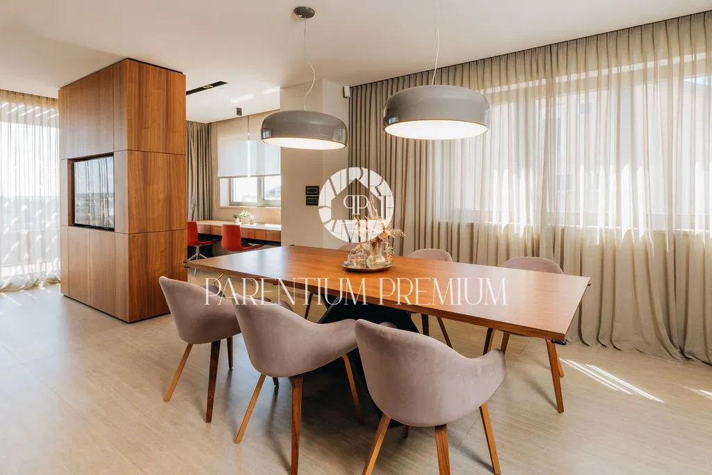 Novigrad – Luksusowy penthouse z tarasem i widokiem na morze