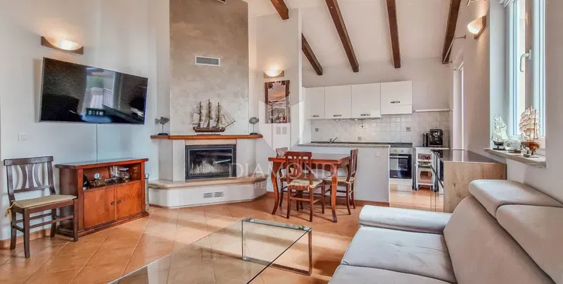 Poreč, surroundings, beautiful semi-detached house with sea view! – 3