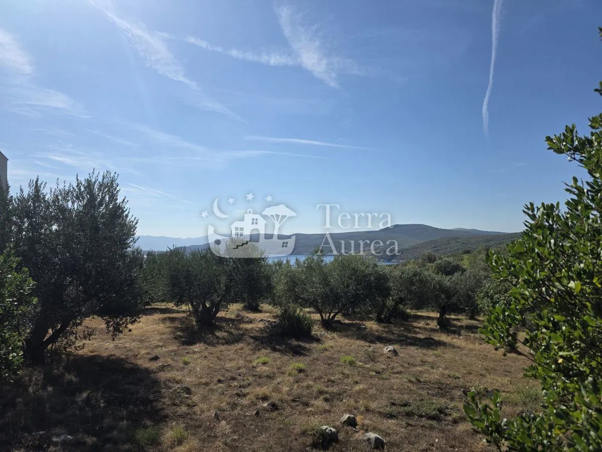 Građevinsko zemljište s pogledom na more, Risika, otok Krk