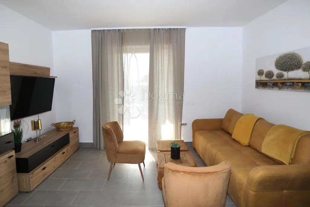 Appartamento 2S - AFFITTO VALTURA, POLA