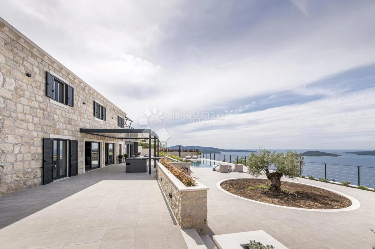Дом Brsečine, Dubrovnik - Okolica, 270m2