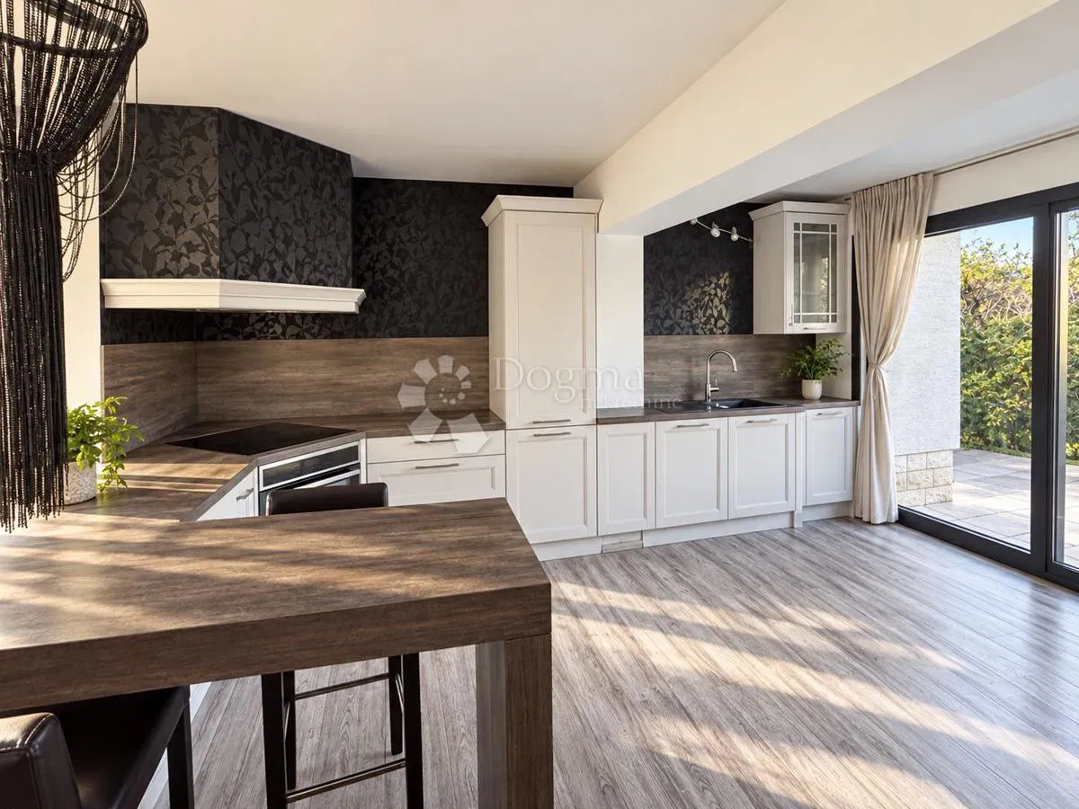 Ház Bukovje Bistransko, Bistra, 330m2