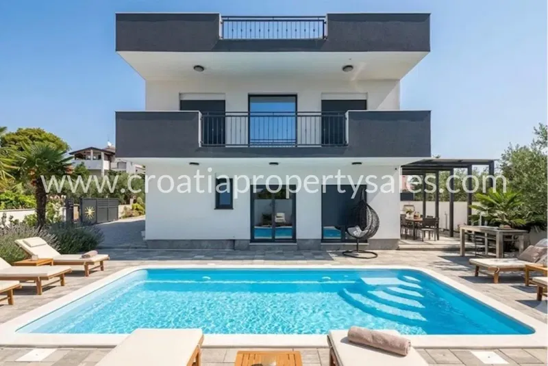 Šibenik, vila, prodaja, 620.000 €