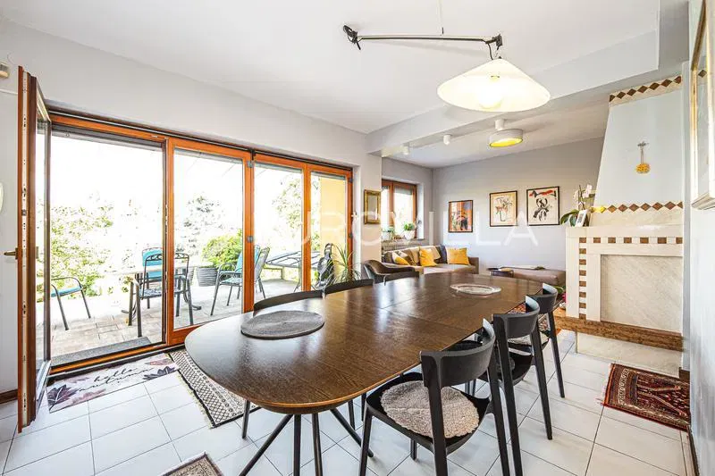 Zagreb, Vrhovec, family house 185 m² on a plot of land 1,121 m² – 2