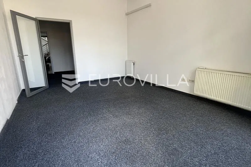 Slavonski Brod, poslovni prostor 48 m² u Štamparevoj ulici