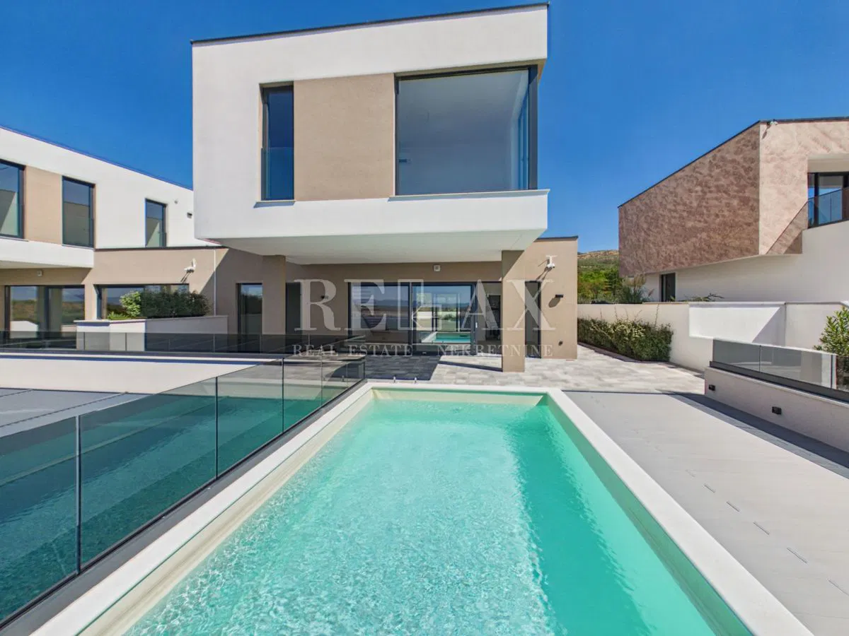 Jadranovo - villa esclusiva con vista panoramica e piscina