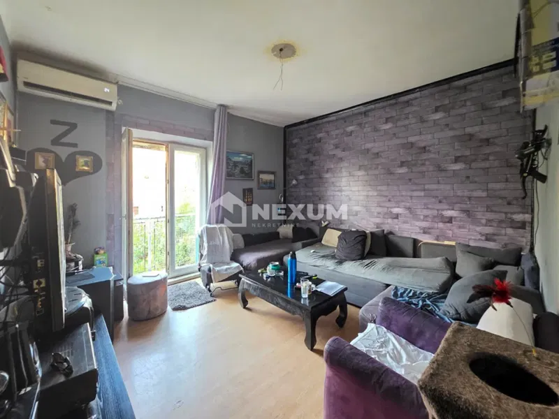 Dvosoban stan za renovaciju - Kaštel Gomilica – 300 m od mora