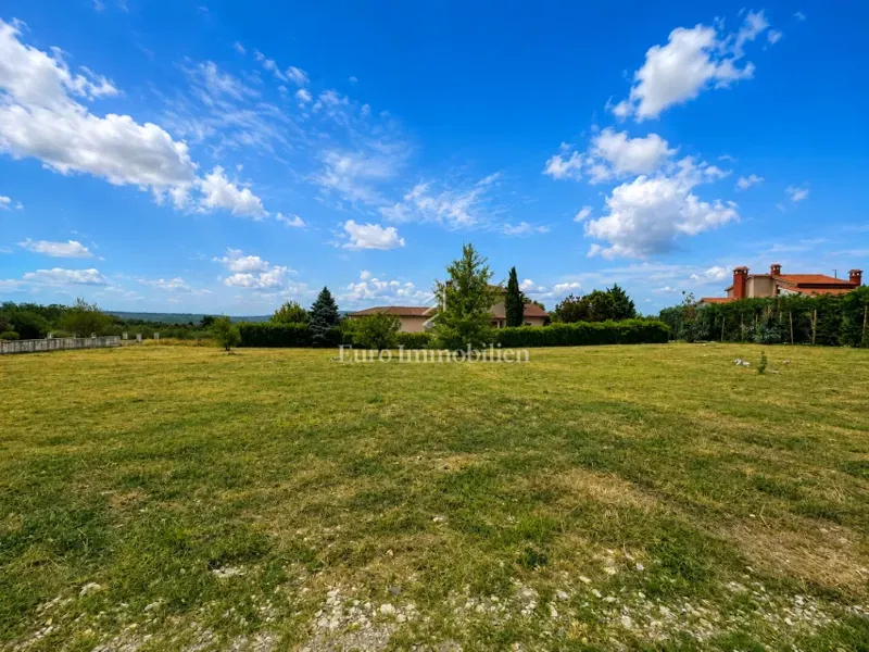 Terreno edificabile 1.826 m² – vicino ad Albona