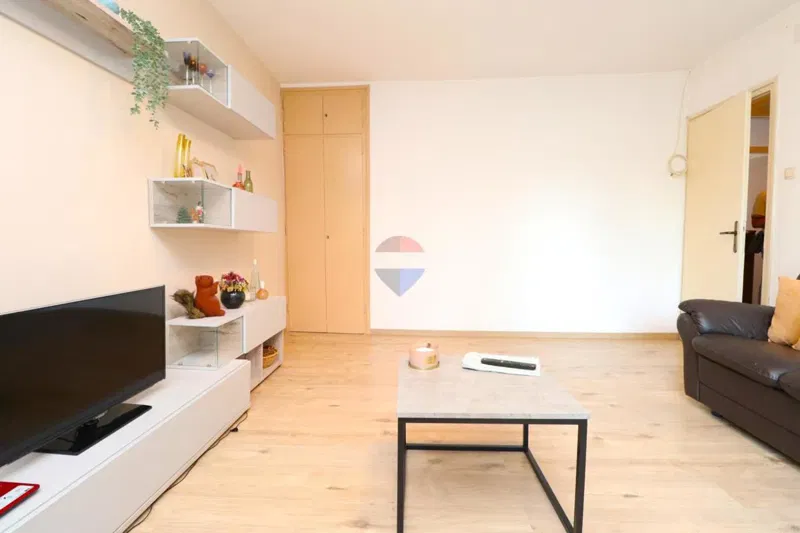 Condo/Apartment Martinovka, Trnje, 101m2 – 3