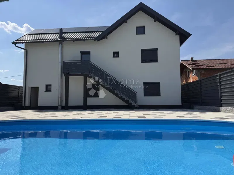 Dom Petrinja, 190m2