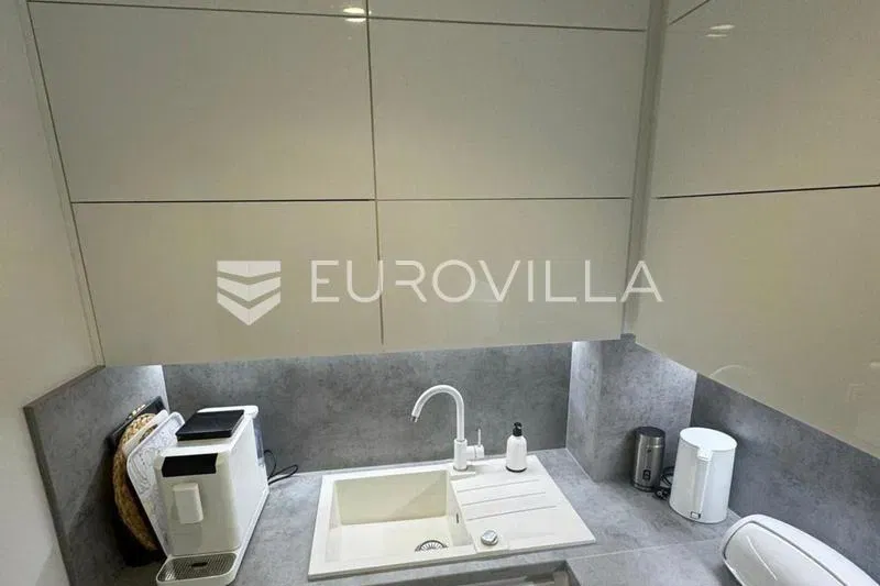 Privlaka - Three-Bedroom Apartment on the Ground Floor with a Garden, Just 150 m from the Sea – 3