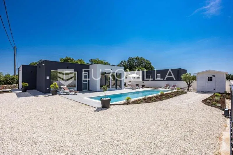 Istra, Štokovci, pet friendly vila s bazenom za dugoročni najam