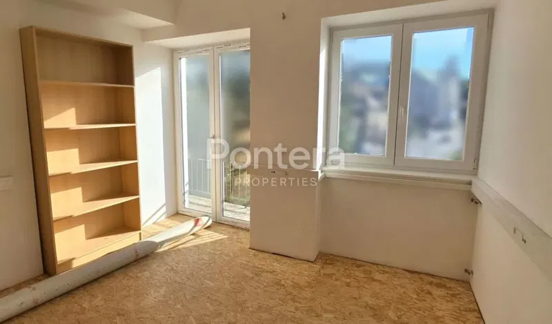 DELNICE, 35m2, poslovni prostor na odličnoj lokaciji