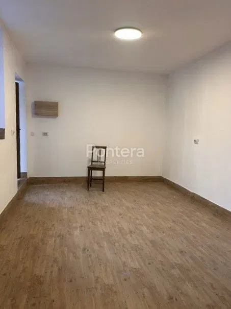 SUŠAK, poslovni prostor 110 m² na frekventnoj lokaciji