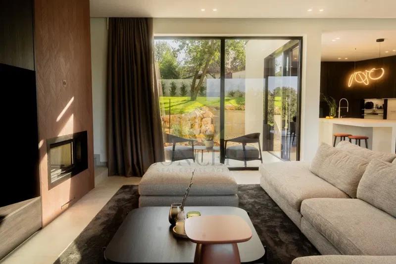 Villa moderna con piscina vicino a Parenzo e Orsera – 4 km dal mare! – 3