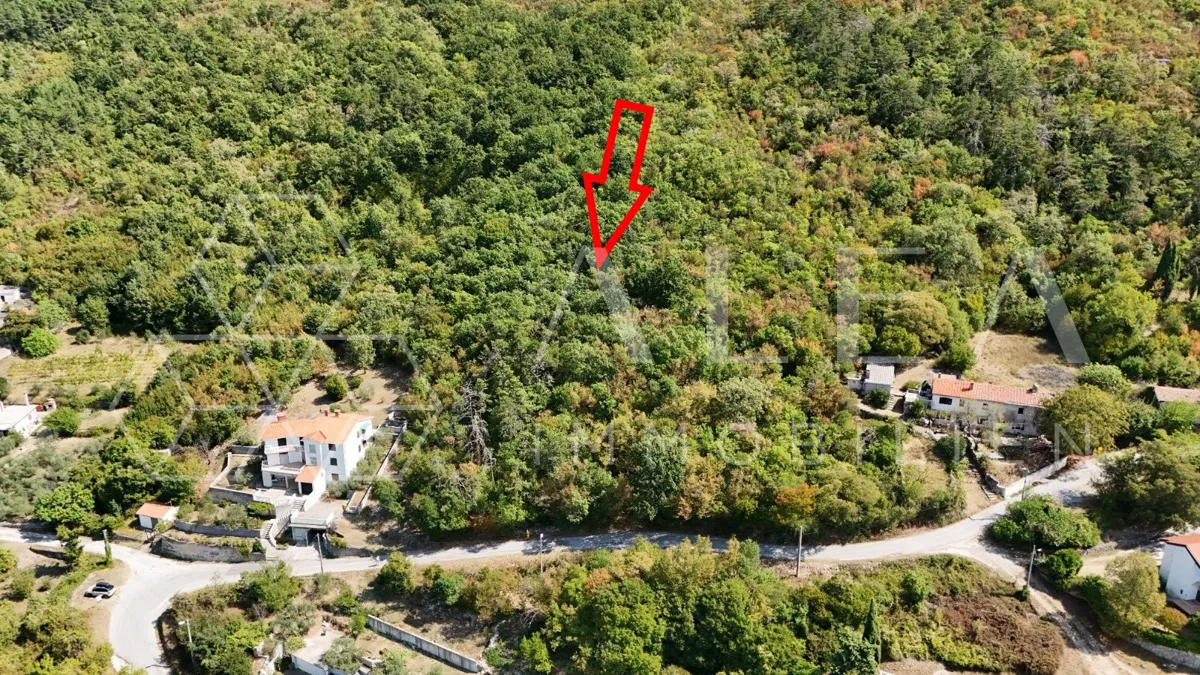 GRAĐEVINSKO ZEMLJIŠTE 1.900 m² U RIPENDI – ATRAKTIVNA LOKACIJA
