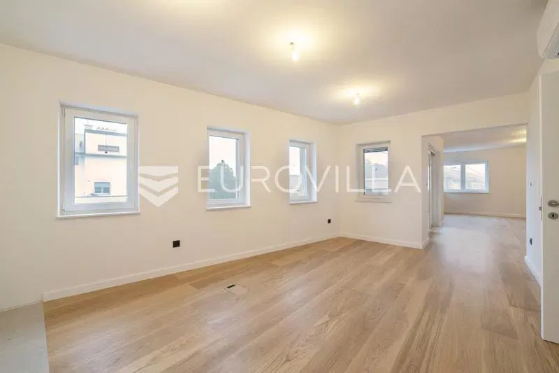 Zagreb, Srebrnjak, modern four-room apartment 151.00 m² with garden and garage – 2