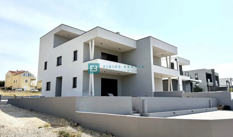 VODICE, novogradnja, dvoetažno stanovanje, pogled na morje, strešna terasa – 2