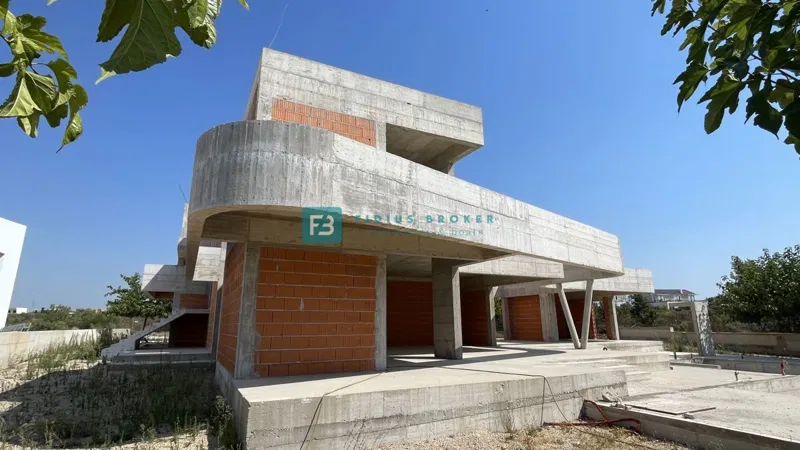 VODICE, nova, moderna atraktivna vila, bazen, savna, garaža, Roh-Bau faza – 2