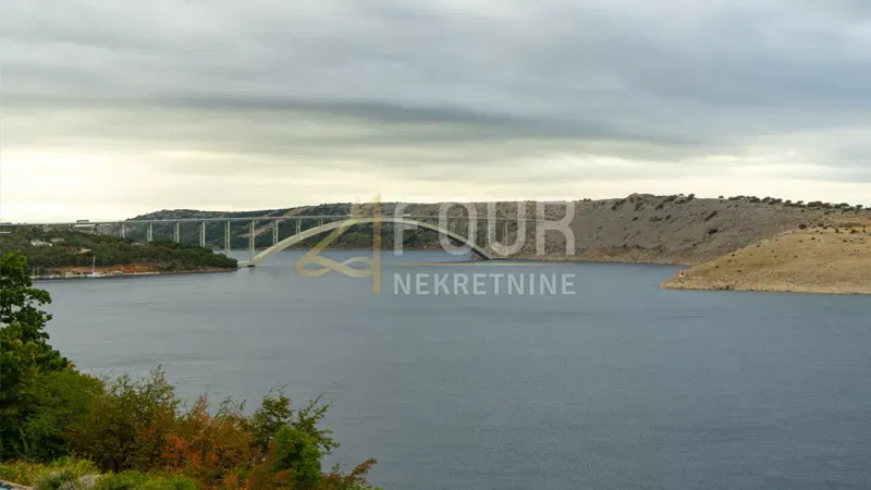 Kraljevica, Oštro, novogradnja - 2. red do mora !
