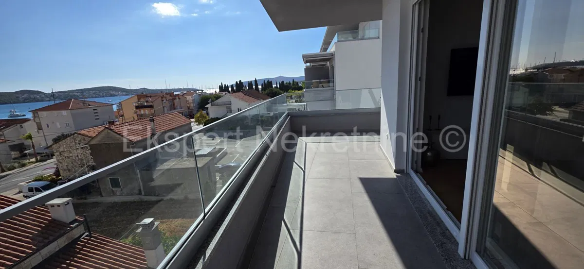 Seget D., 2-bedroom apartment 66 m2, in a new building, 1st floor, sea view,